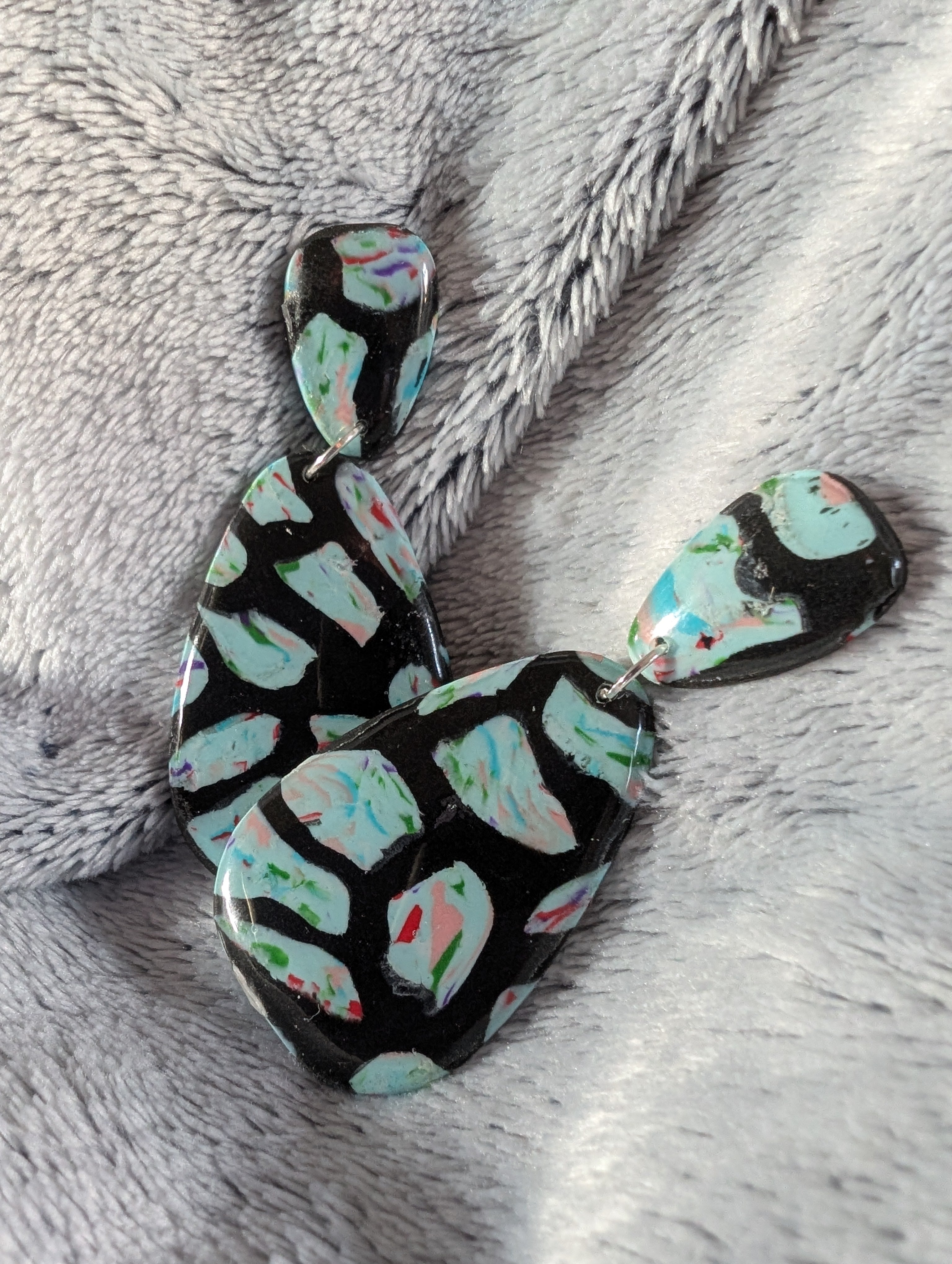 70s Style Stud Earrings - Stained Glass Pattern with Epoxy Resin