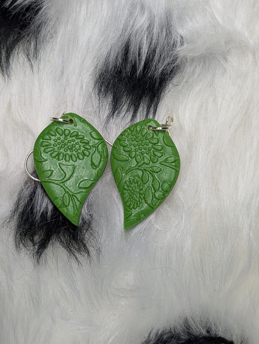 Leaf-Shaped Embossed Forest Green Polymer Clay Earrings