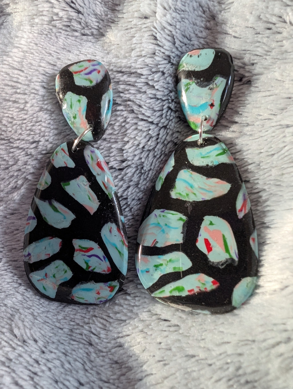 70s Style Stud Earrings - Stained Glass Pattern with Epoxy Resin